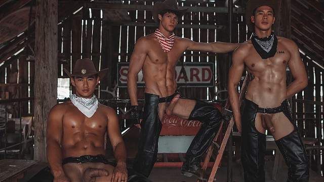 BANG BANG – Ethan O’Pry, Ho Vinh Khoa & Rhonee Rojas