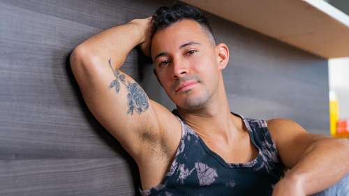Hot AF – Santi Boom