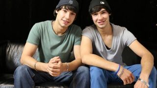 Aston Twins – Casting – 18 Cute Twins